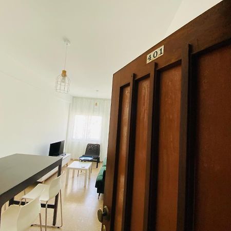 Simple One Bedroom Flat In Engomi Екстер'єр фото