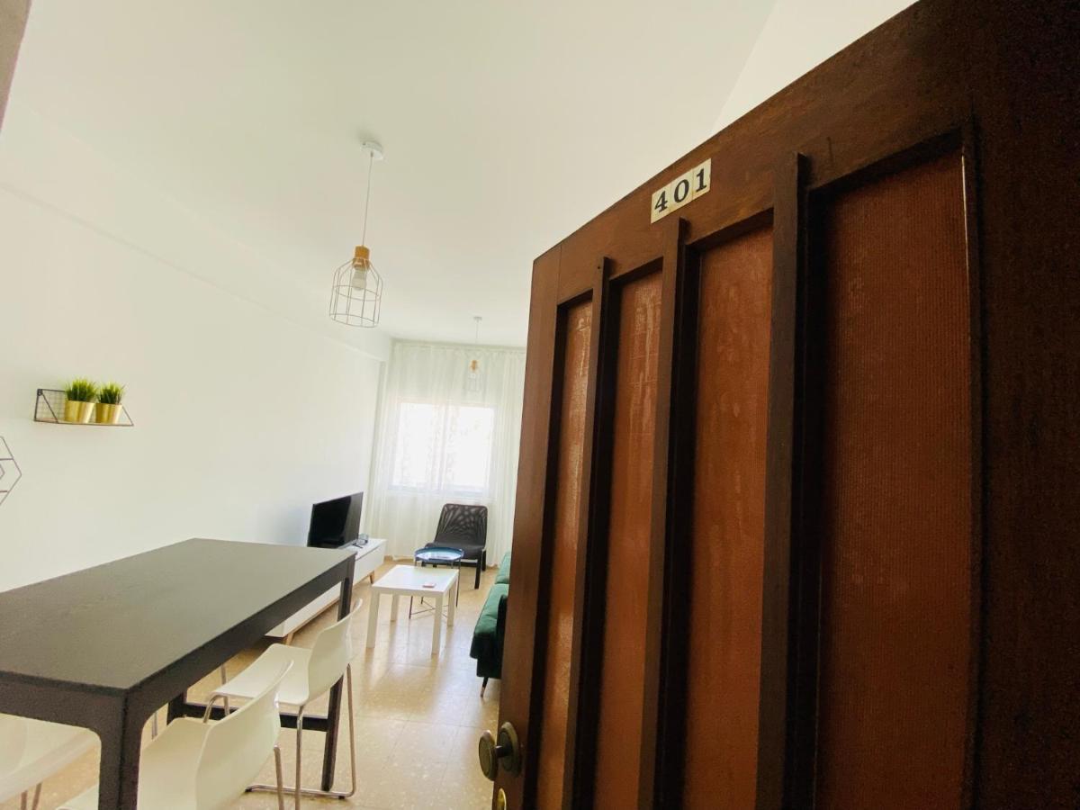 Simple One Bedroom Flat In Engomi Екстер'єр фото